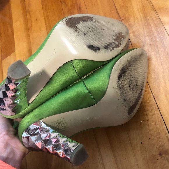 BCBGirl Debra Apple Green Satin Pump with Mirrored Heel - Picture 5 of 14